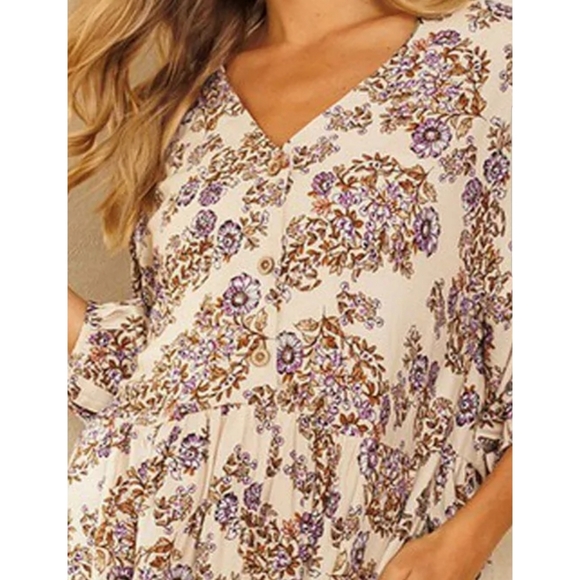 Boho Cream/purple floral v-neck quarter sleeve tiered shift dress with pockets - Picture 2 of 10